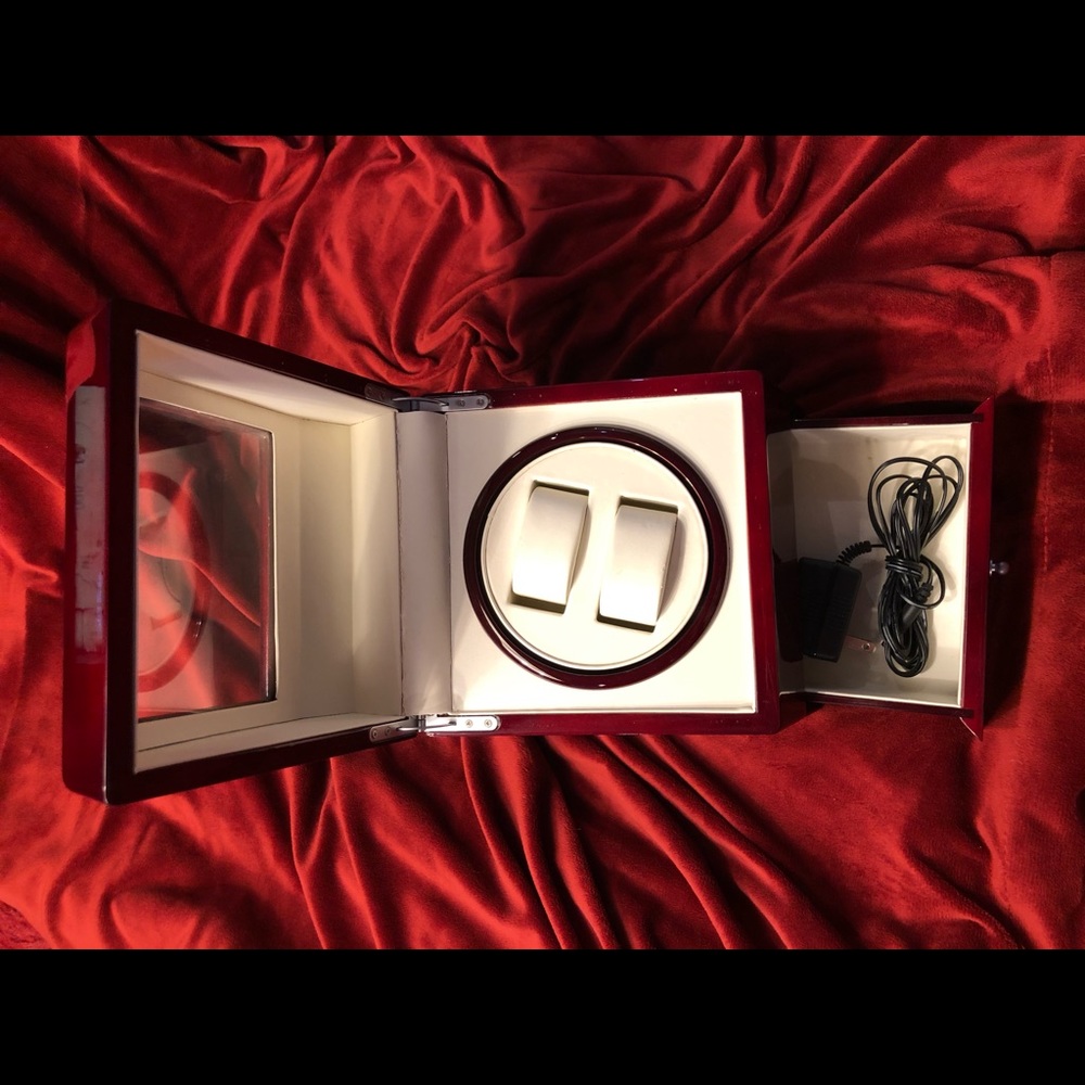 Brookstone automatic watch winder case